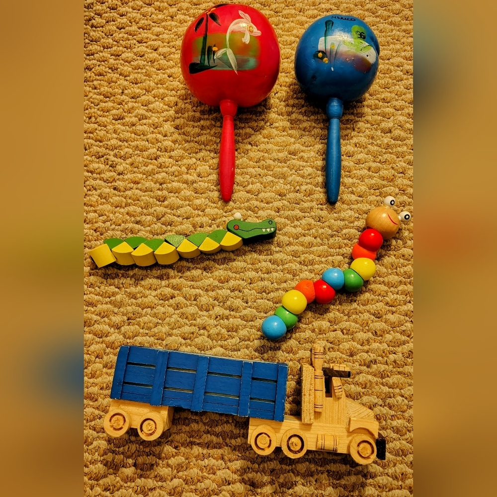 (5) Wooden Toys